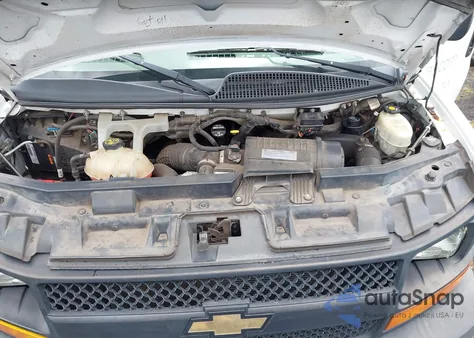 2017 Chevrolet Express 2500 Work Van из США, поврежденный, VIN 1GCWGAF11H1306237